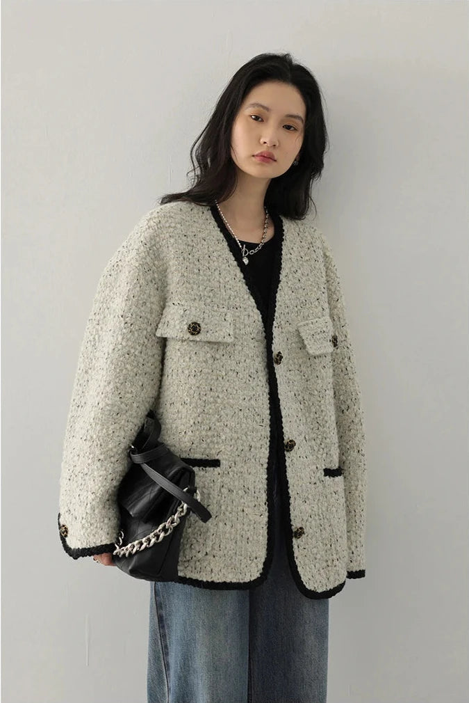 WHITE WOOLEN POLKA DOT COAT mfoya