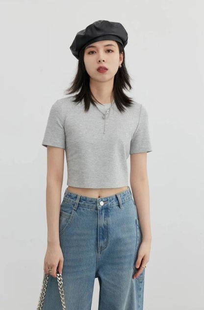 U-SHAPED HOLLOW CROP TOP