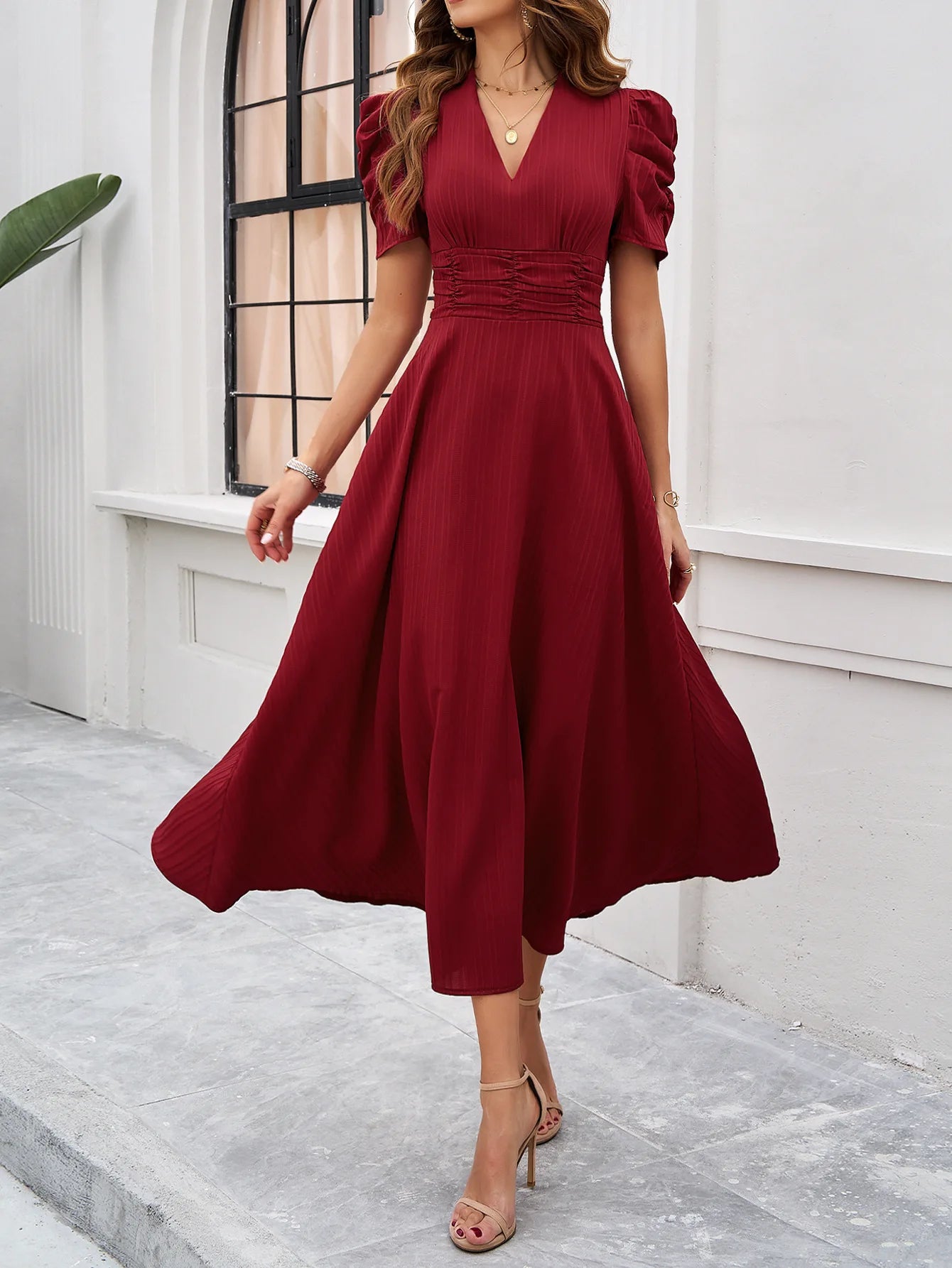 RED ELEGANT V-NECK PRINCESS DRESS mfoya