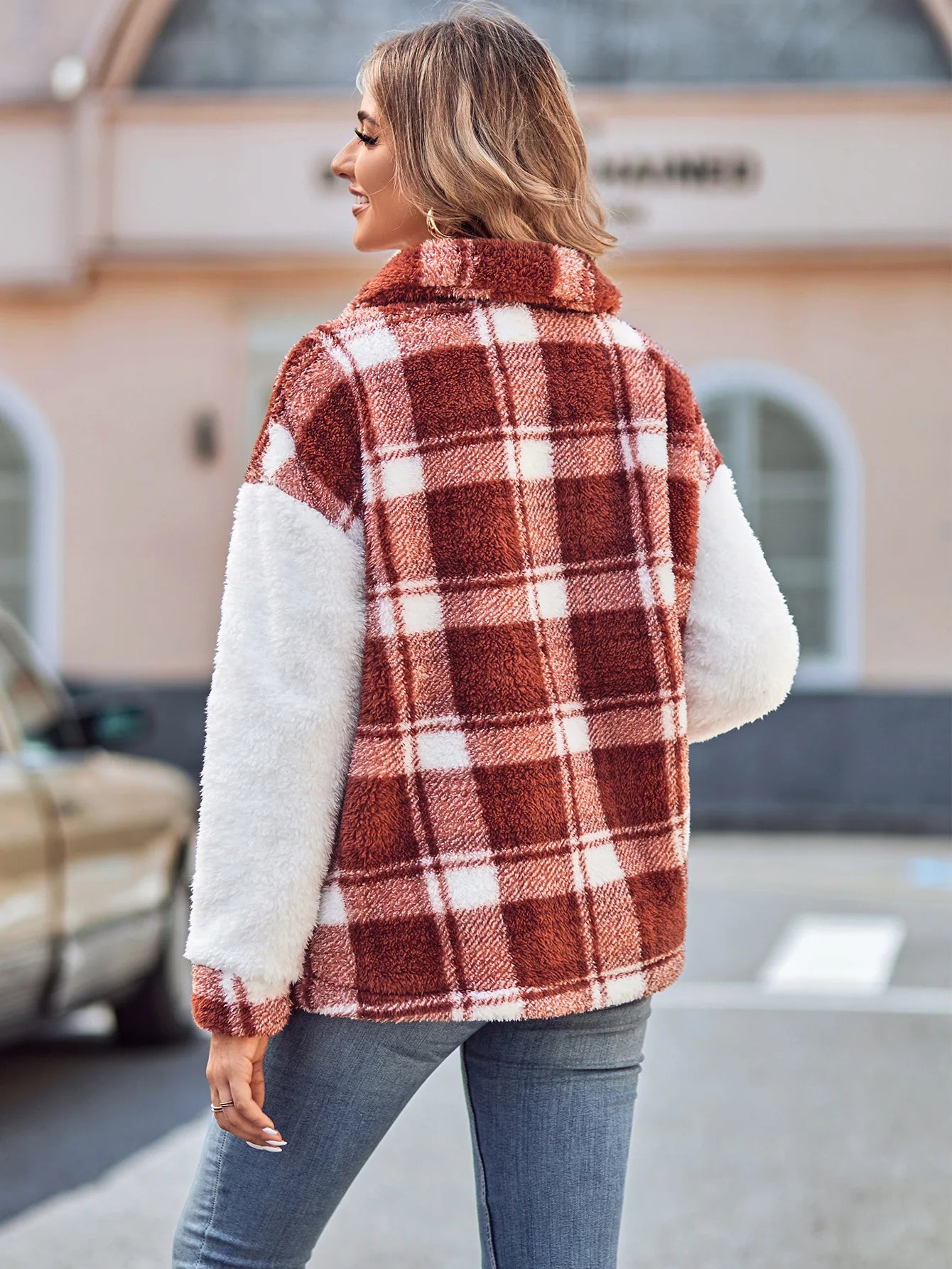 RED PLUSH JACKET WITH GRID PATTERN