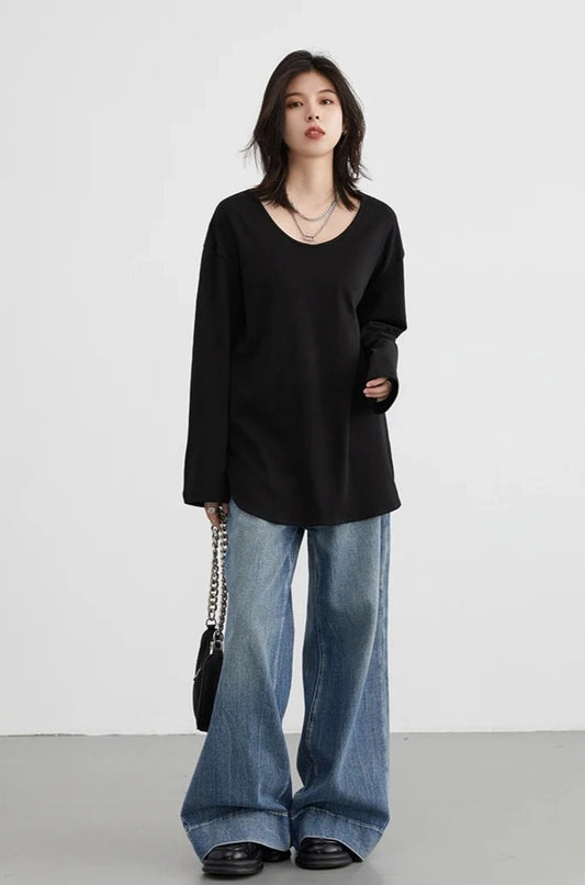 BLACK RELAXED U-NECK LONG SLEEVE TEE mfoya